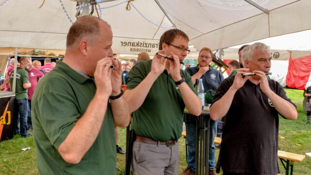 Laub holen St. Sebastianus Schützenbruderschaft Werl am 10. August 2019 bei Bernd Wulf in Werl. Foto: Thomas Nitsche -Honorarpflichtig: copyright by Thomas Nitsche, Wulfs Appelhof 13, 59457 Werl, 0171/3100766 - Sparkasse Werl. IBAN: DE11 4145 0075 0002 9282 32, BIC: WELADED1SOS