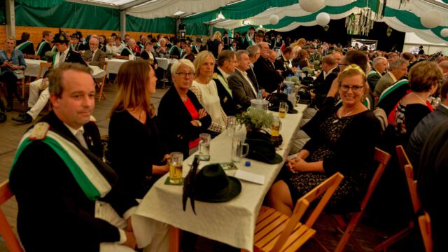 Kaiserschießen und Kommersabend zum 525. Jubiläum der St. Sebastianus Schützenbruderschaft Werl. Foto: Thomas Nitsche -Honorarpflichtig: copyright by Thomas Nitsche, Wulfs Appelhof 13, 59457 Werl, 0171/3100766 - Sparkasse Werl. IBAN: DE11 4145 0075 0002 9282 32, BIC: WELADED1SOS