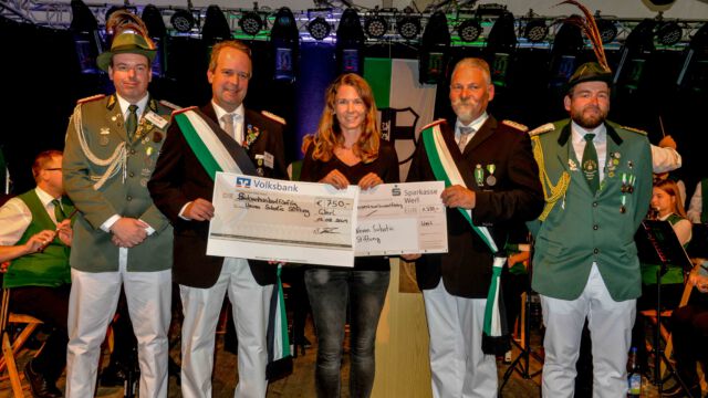 Kaiserschießen und Kommersabend zum 525. Jubiläum der St. Sebastianus Schützenbruderschaft Werl. Foto: Thomas Nitsche -Honorarpflichtig: copyright by Thomas Nitsche, Wulfs Appelhof 13, 59457 Werl, 0171/3100766 - Sparkasse Werl. IBAN: DE11 4145 0075 0002 9282 32, BIC: WELADED1SOS